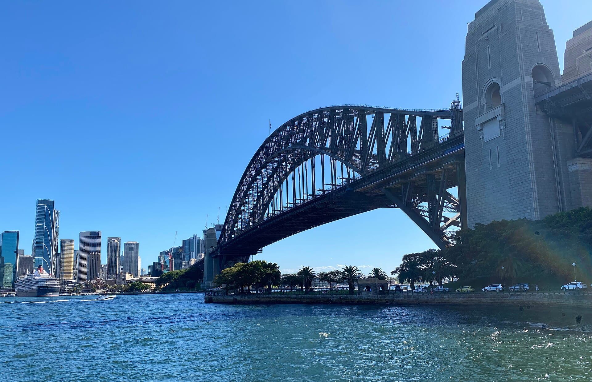 The Sydney Harbour Bridge and skyline, Australia