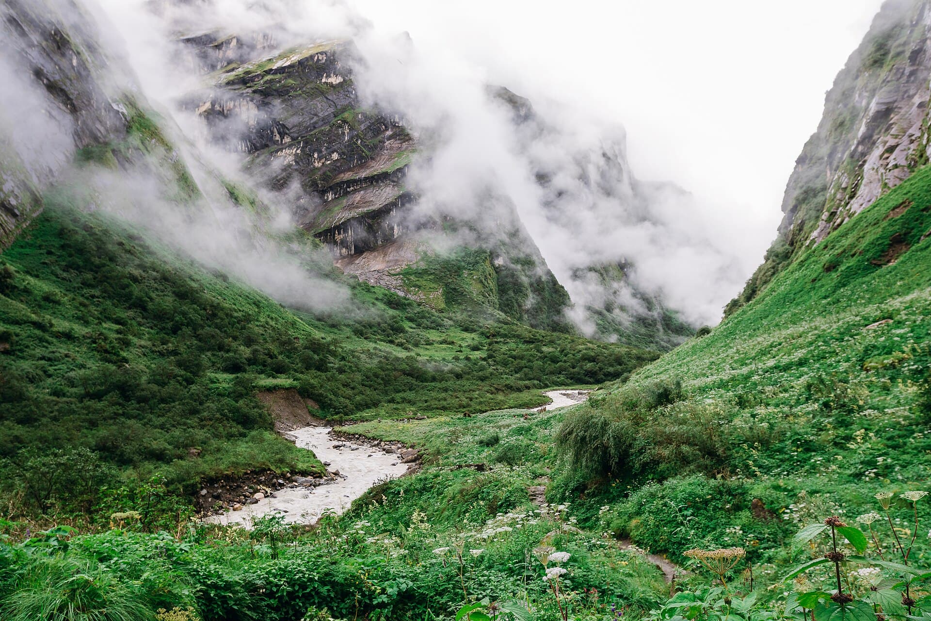 The trekking trail to Annapurna Base Camp, Nepal