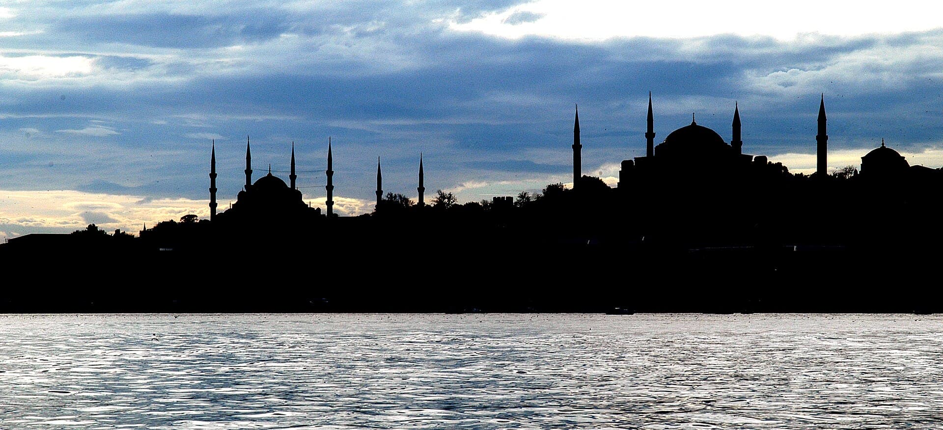 The domes and minarets of the Istanbul skyline at dusk, Turkey